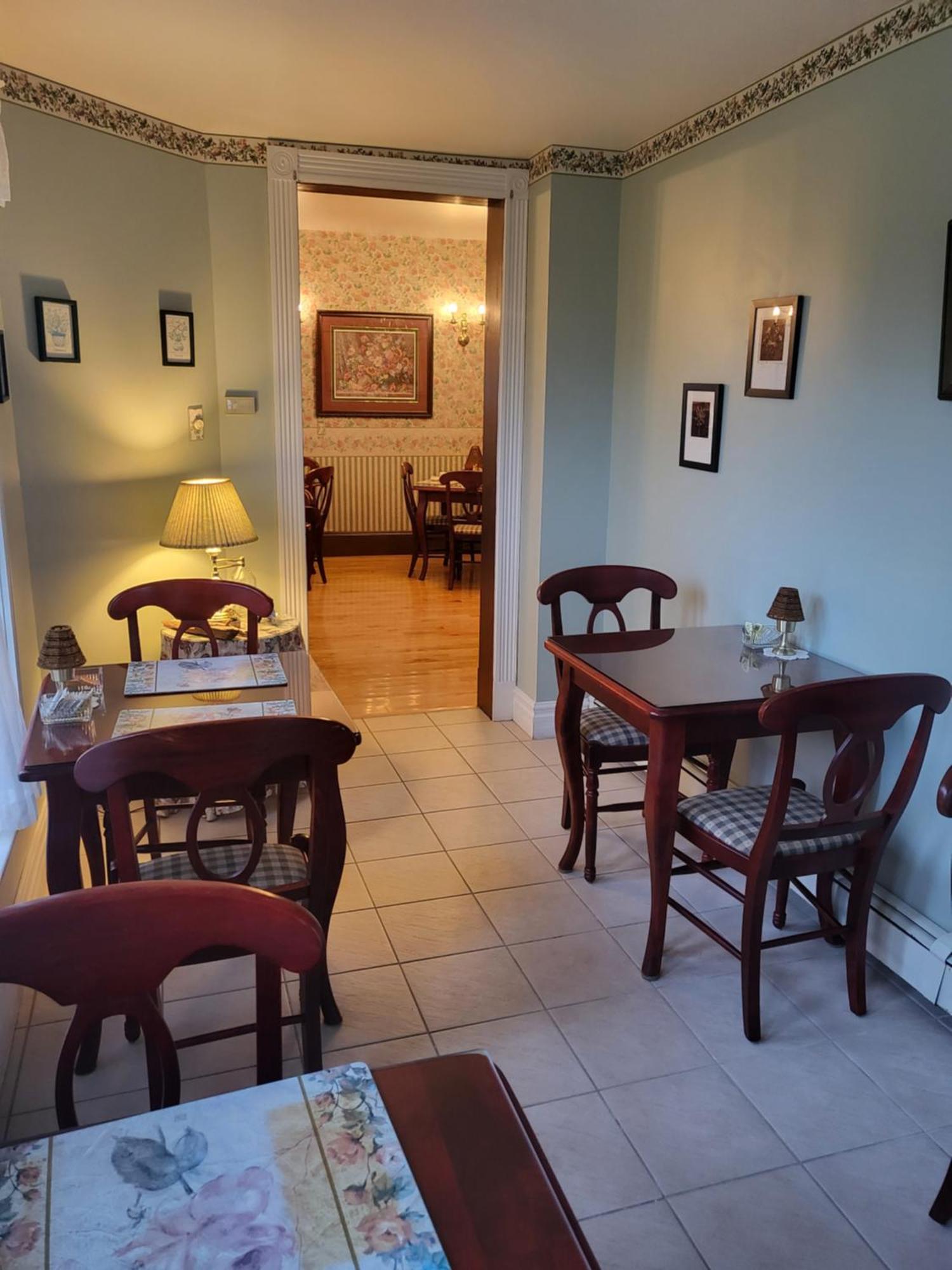 Cranberry Cove Inn Louisbourg Bagian luar foto